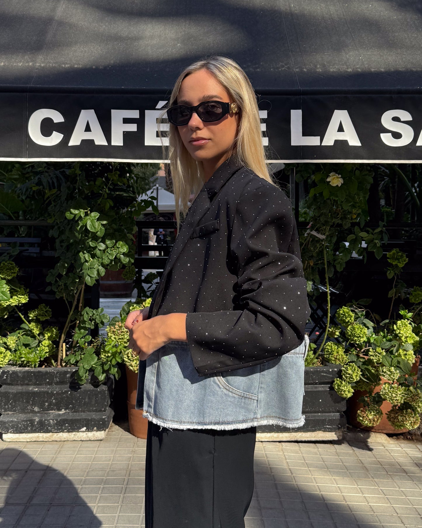 BLAZER CON DENIM Y STRASS