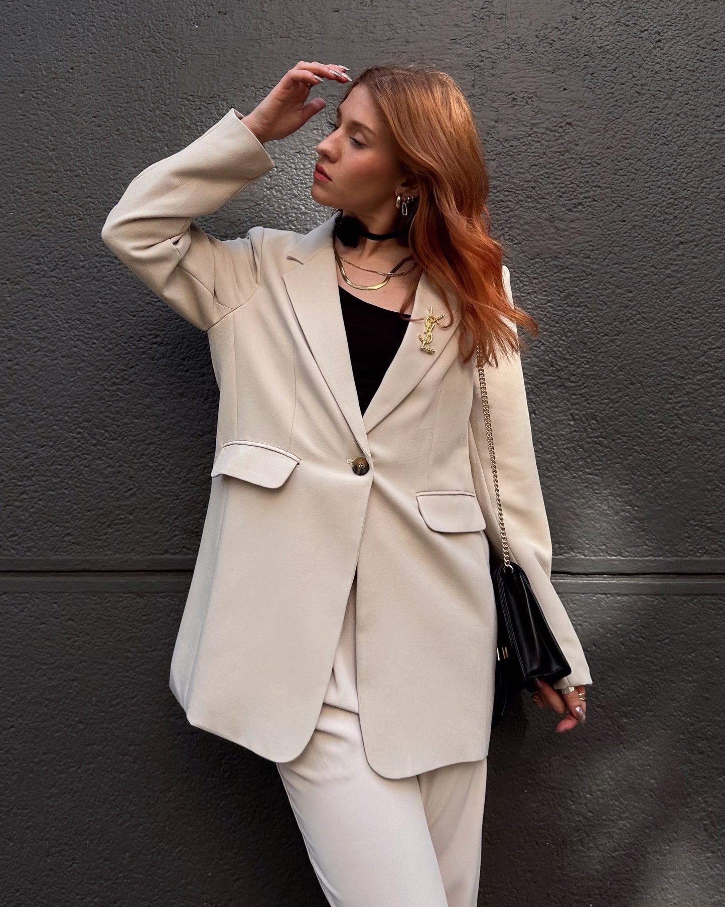 BLAZER BEIGE PIN