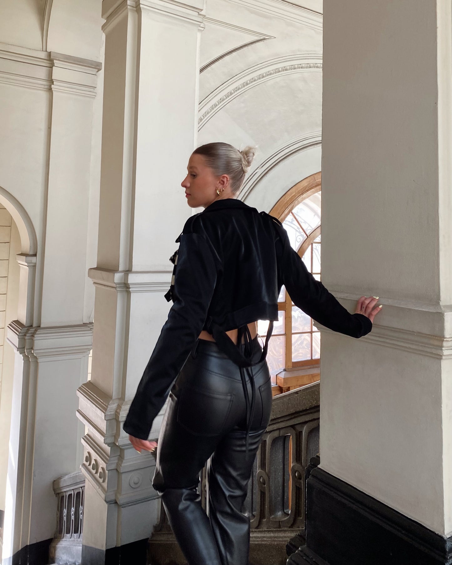 CHAQUETA CROP DAMERA